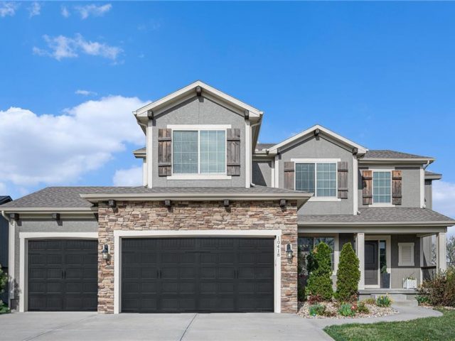 Homes for Sale in Kansas City, MO 64154 | 10418 N Dallas Avenue