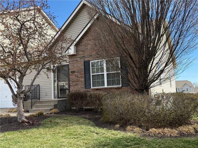 Homes for Sale in Kansas City, MO 64154 | 4000 NW 94th Terrace