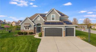 Homes for Sale in Weatherby Lake, MO 64152 | 7816 NW Roberts Road