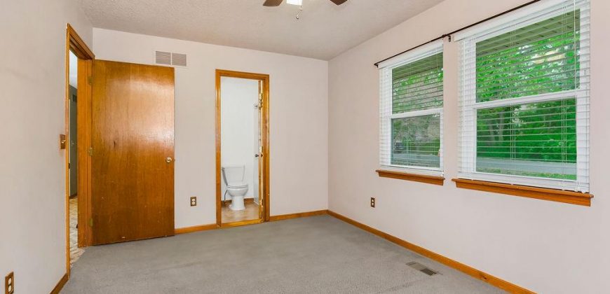 Homes for Sale in Gladstone, MO 64118 | 7005 NE Kranz Road
