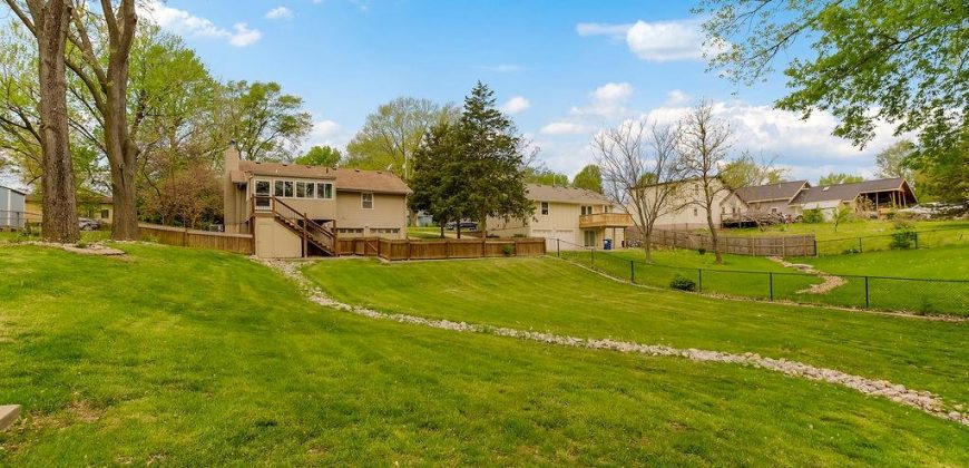 Homes for Sale in Gladstone, MO 64118 | 7005 NE Kranz Road