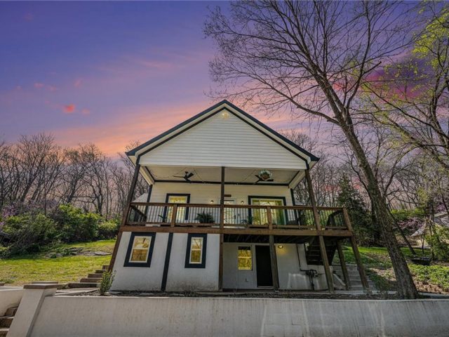 Homes for Sale in Excelsior Springs, MO 64024 | 618  Caldwell Street
