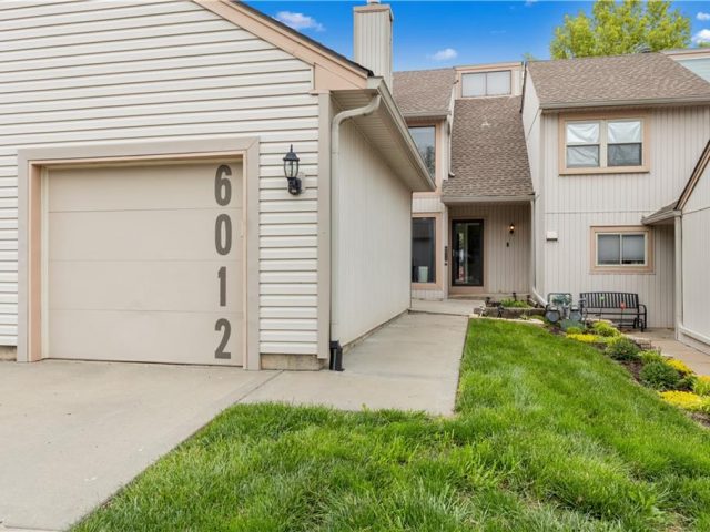 Homes for Sale in Gladstone, MO 64119 | 6012 N Kansas Avenue