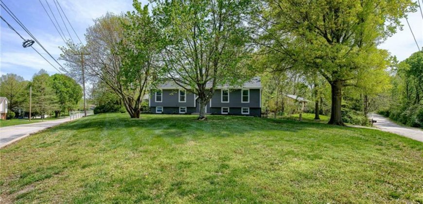 Homes for Sale in Liberty, MO 64068 | 119  Nashua Road