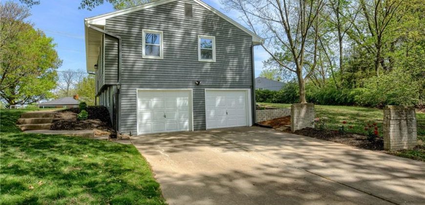 Homes for Sale in Liberty, MO 64068 | 119  Nashua Road