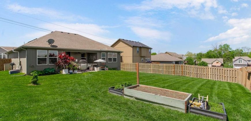 Homes for Sale in Kansas City, MO 64154 | 3806 NW Old Stagecoach Road