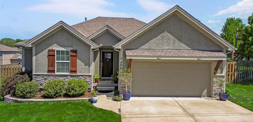 Homes for Sale in Kansas City, MO 64154 | 3806 NW Old Stagecoach Road