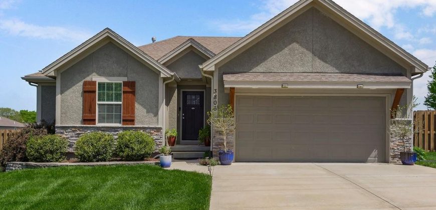 Homes for Sale in Kansas City, MO 64154 | 3806 NW Old Stagecoach Road