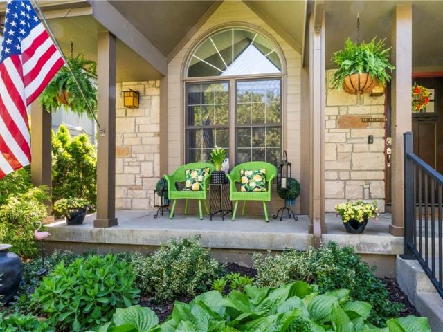 Homes for Sale in Kansas City, MO 64157 | 9808 N Hedges Avenue
