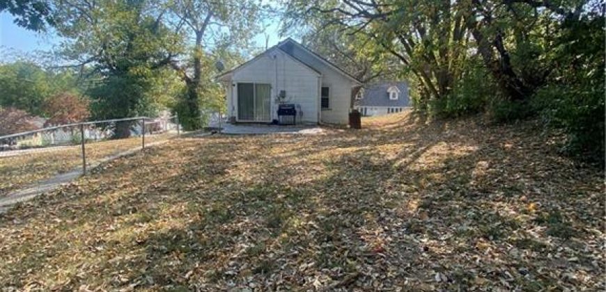 Homes for Sale in Liberty, MO 64068 | 602  Elm Street