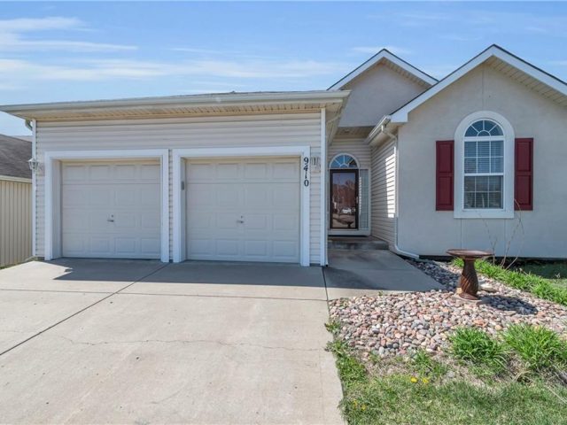 Homes for Sale in Kansas City, MO 64155 | 9410 N Main Street