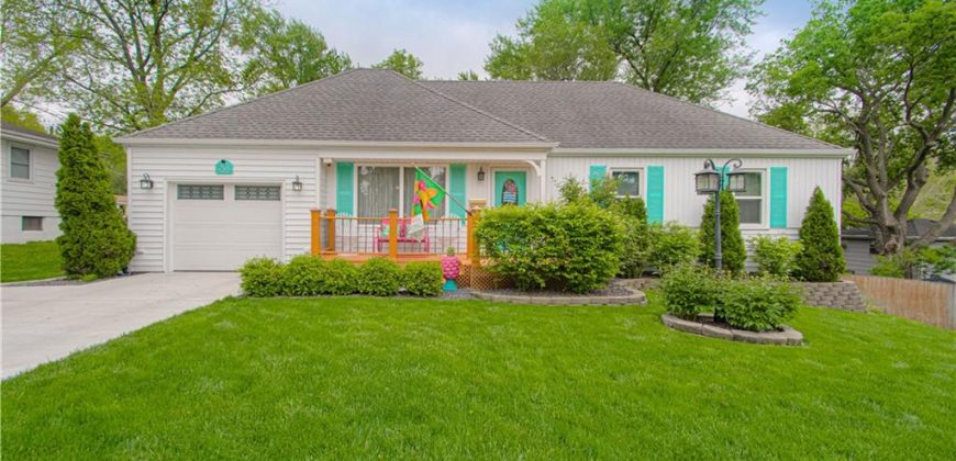 Homes for Sale in Gladstone, MO 64118 | 1503 NE 63rd Street