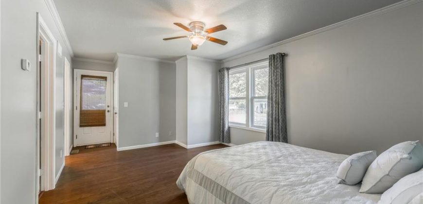 Homes for Sale in Liberty, MO 64068 | 1304  Middlebrook Drive