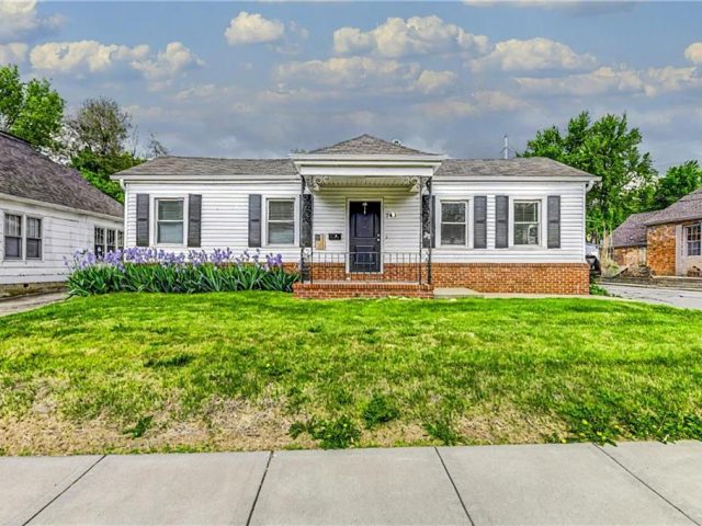 Homes for Sale in Weston, MO 64098 | 743  Washington Street