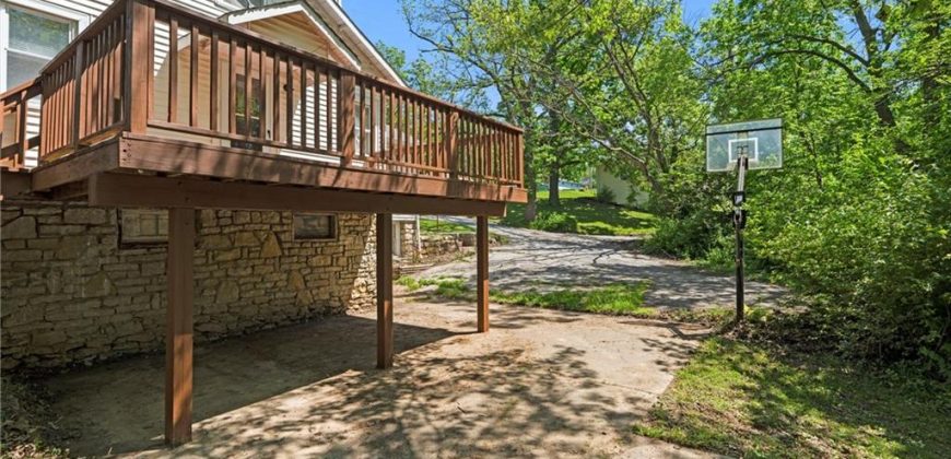 Homes for Sale in Riverside, MO 64150 | 4001 NW South Drive