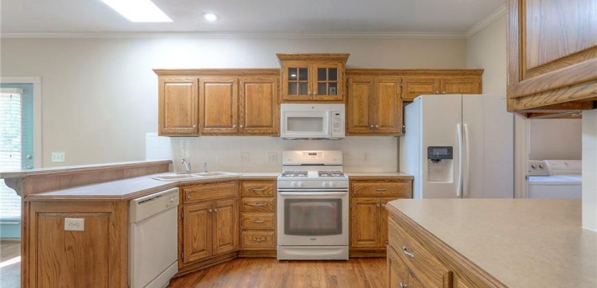 Homes for Sale in Kansas City, MO 64118 | 1800 NE 80th Terrace