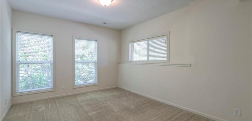 Homes for Sale in Kansas City, MO 64118 | 1800 NE 80th Terrace