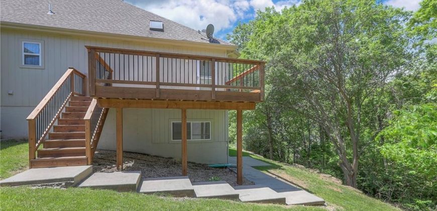 Homes for Sale in Kansas City, MO 64118 | 1800 NE 80th Terrace