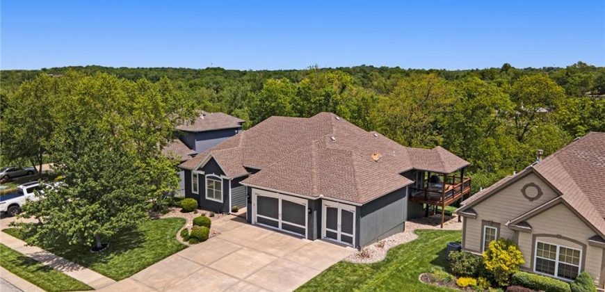 Homes for Sale in Kansas City, MO 64151 | 6215 N Allenton Avenue