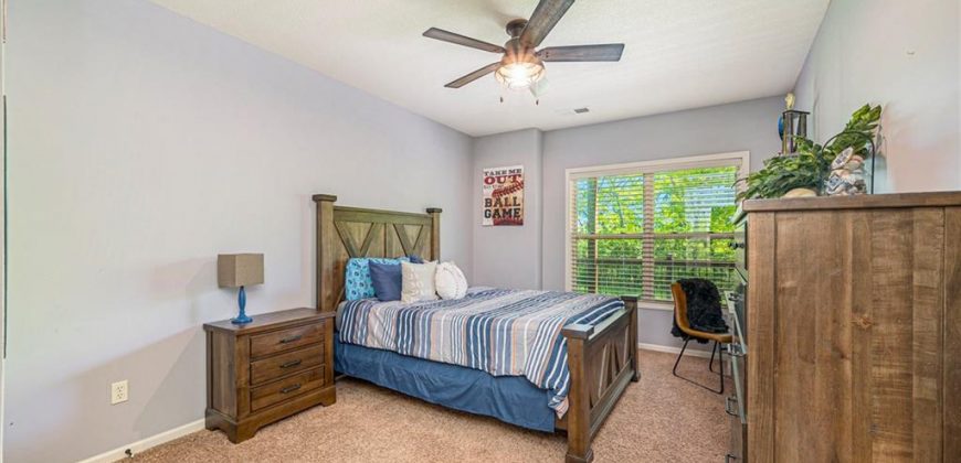 Homes for Sale in Kansas City, MO 64151 | 6215 N Allenton Avenue