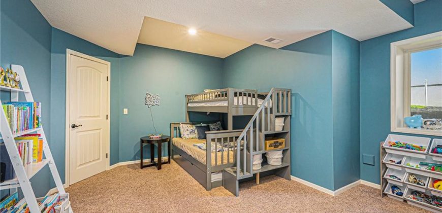 Homes for Sale in Kansas City, MO 64151 | 6215 N Allenton Avenue