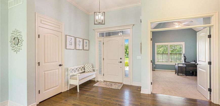 Homes for Sale in Kansas City, MO 64151 | 6215 N Allenton Avenue