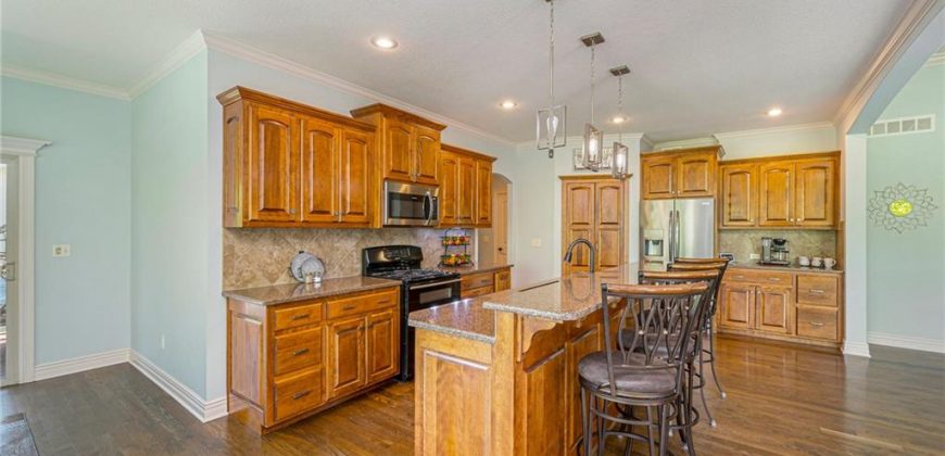 Homes for Sale in Kansas City, MO 64151 | 6215 N Allenton Avenue