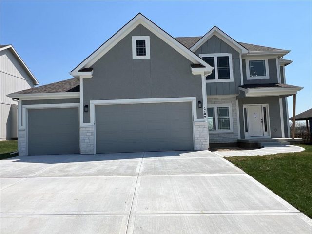 Homes for Sale in Kansas City, MO 64157 | 7709 NE 106th Place
