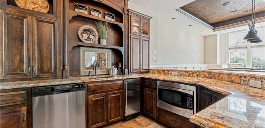 Homes for Sale in Parkville, MO 64152 | 8075  Green Glades Court
