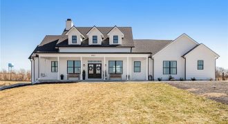 Homes for Sale in Smithville, MO 64089 | 18723  County Line Road