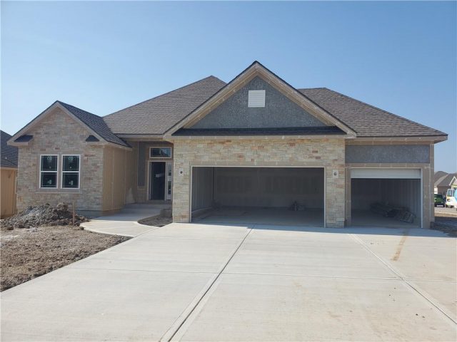 Homes for Sale in Kansas City, MO 64156 | 7001 NE 103rd Street