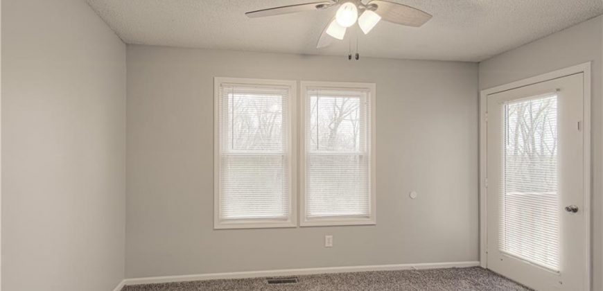 Homes for Sale in Liberty, MO 64068 | 102  Crawford Street