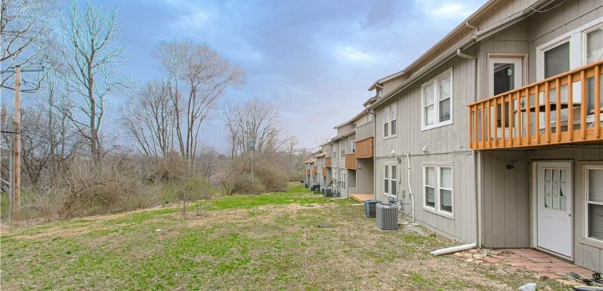 Homes for Sale in Liberty, MO 64068 | 102  Crawford Street