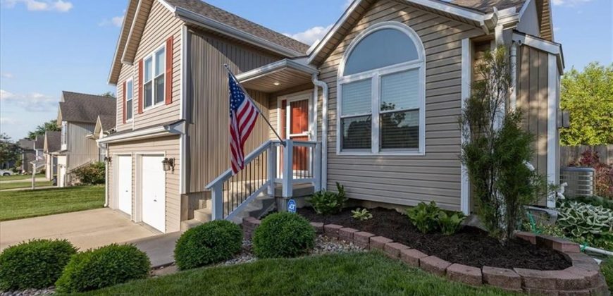 Homes for Sale in Kansas City, MO 64152 | 7732 N Nodaway Avenue
