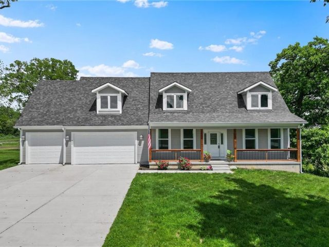 Homes for Sale in Smithville, MO 64089 | 200 NW 180th Street