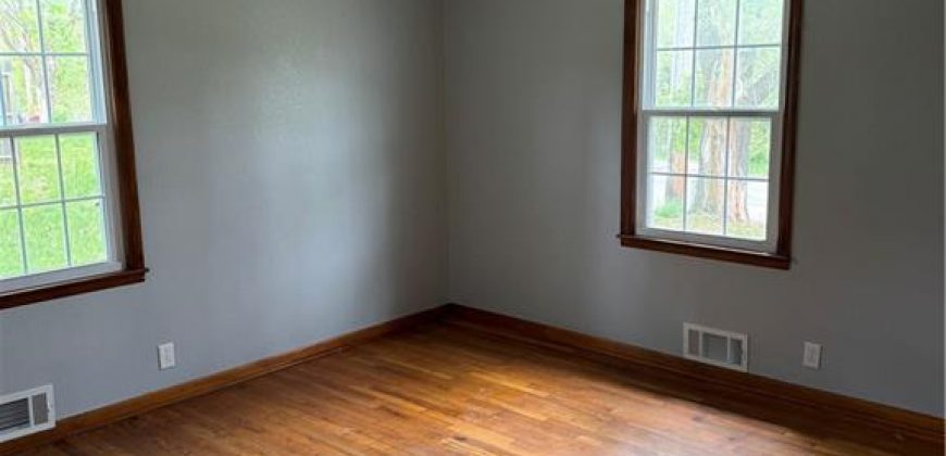 Homes for Sale in Excelsior Springs, MO 64024 | 616  Prospect Street