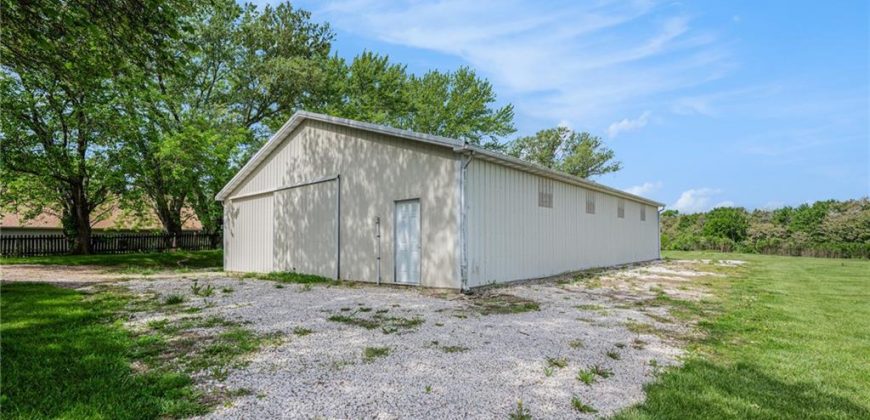 Homes for Sale in Smithville, MO 64492 | 18504  Fightmaster Road