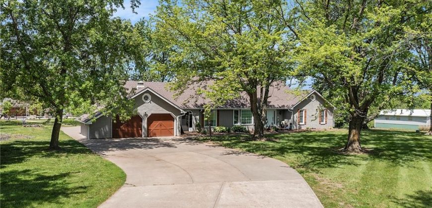 Homes for Sale in Smithville, MO 64492 | 18504  Fightmaster Road