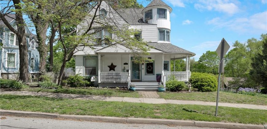 Homes for Sale in Liberty, MO 64068 | 203 N Water Street