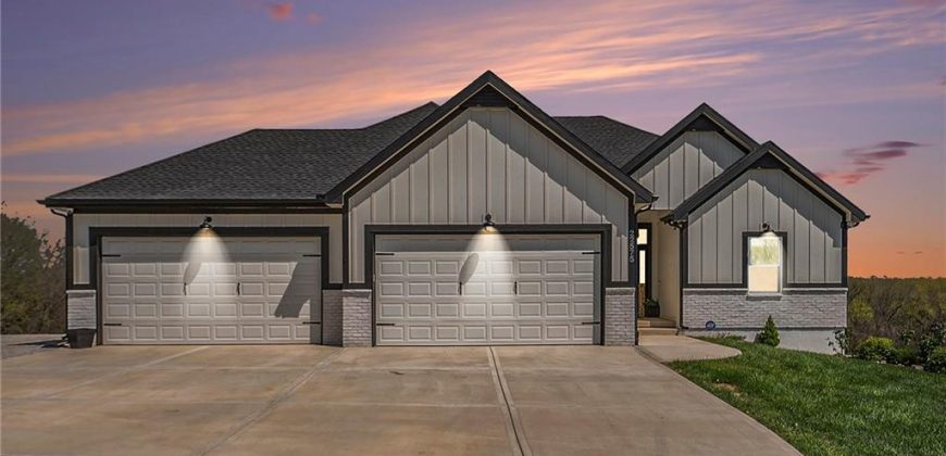 Homes for Sale in Dearborn, MO 64439 | 22575  New Market Cemetery Road