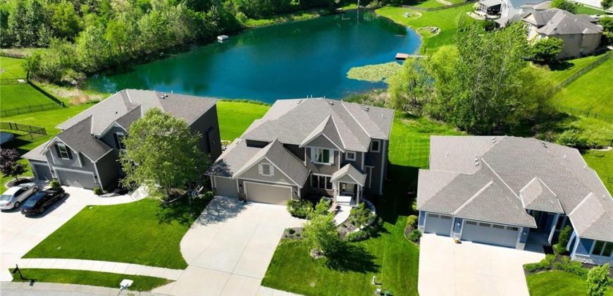 Homes for Sale in Kansas City, MO 64151 | 3716 NW 76th Street