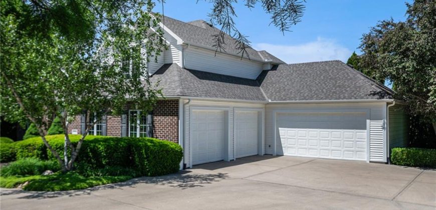 Homes for Sale in Liberty, MO 64068 | 10112  Lakeview Circle