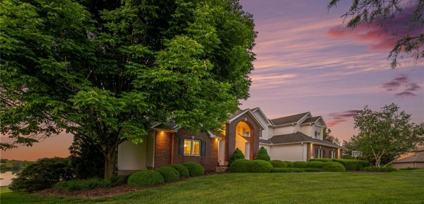 Homes for Sale in Liberty, MO 64068 | 10112  Lakeview Circle