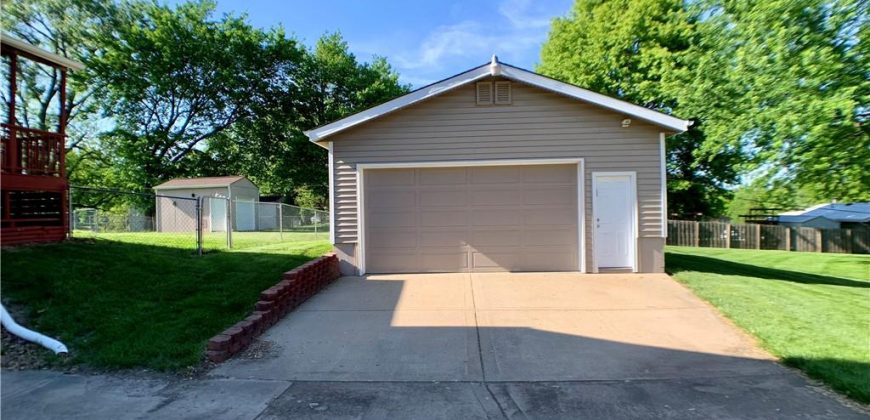 Homes for Sale in Kansas City, MO 64155 | 1100 NE 114th Street