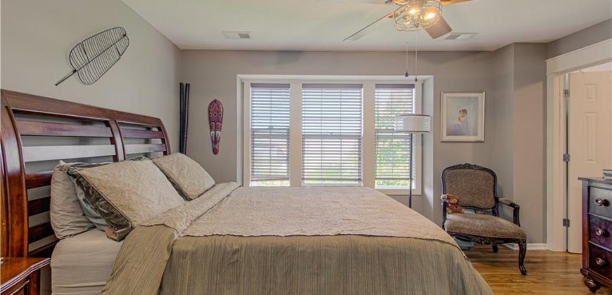 Homes for Sale in Kansas City, MO 64116 | 2905  Gentry Park