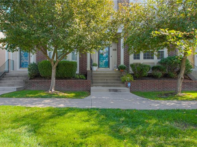 Homes for Sale in Kansas City, MO 64116 | 2905  Gentry Park