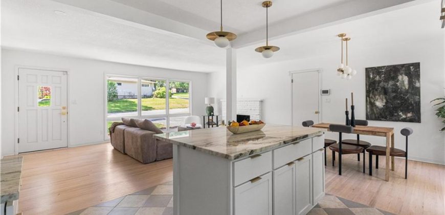 Homes for Sale in Kansas City, MO 64116 | 218 NW 43rd Terrace