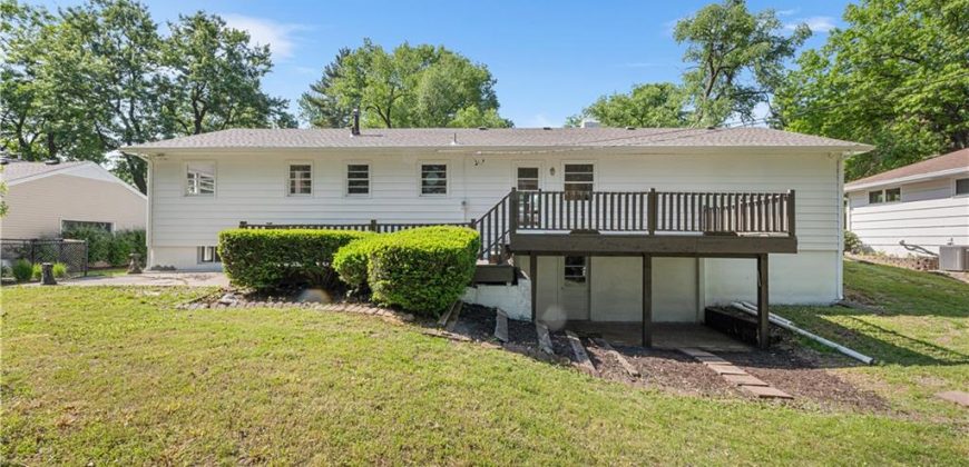 Homes for Sale in Kansas City, MO 64116 | 218 NW 43rd Terrace