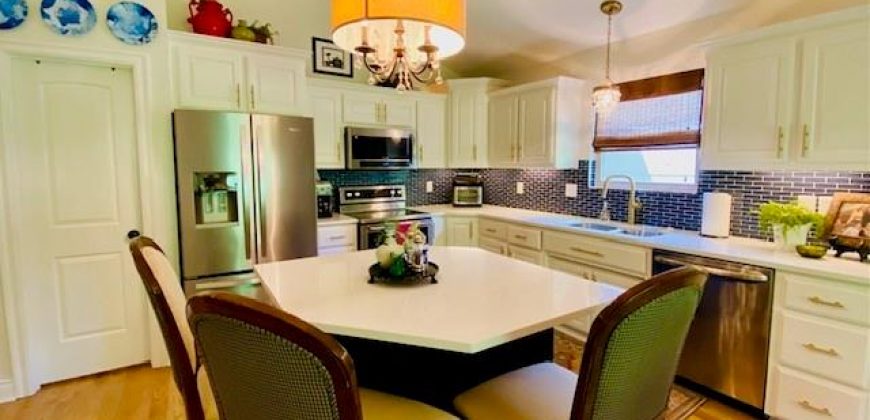 Homes for Sale in Kansas City, MO 64151 | 6217  Green Hills Lane