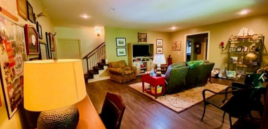 Homes for Sale in Kansas City, MO 64151 | 6217  Green Hills Lane